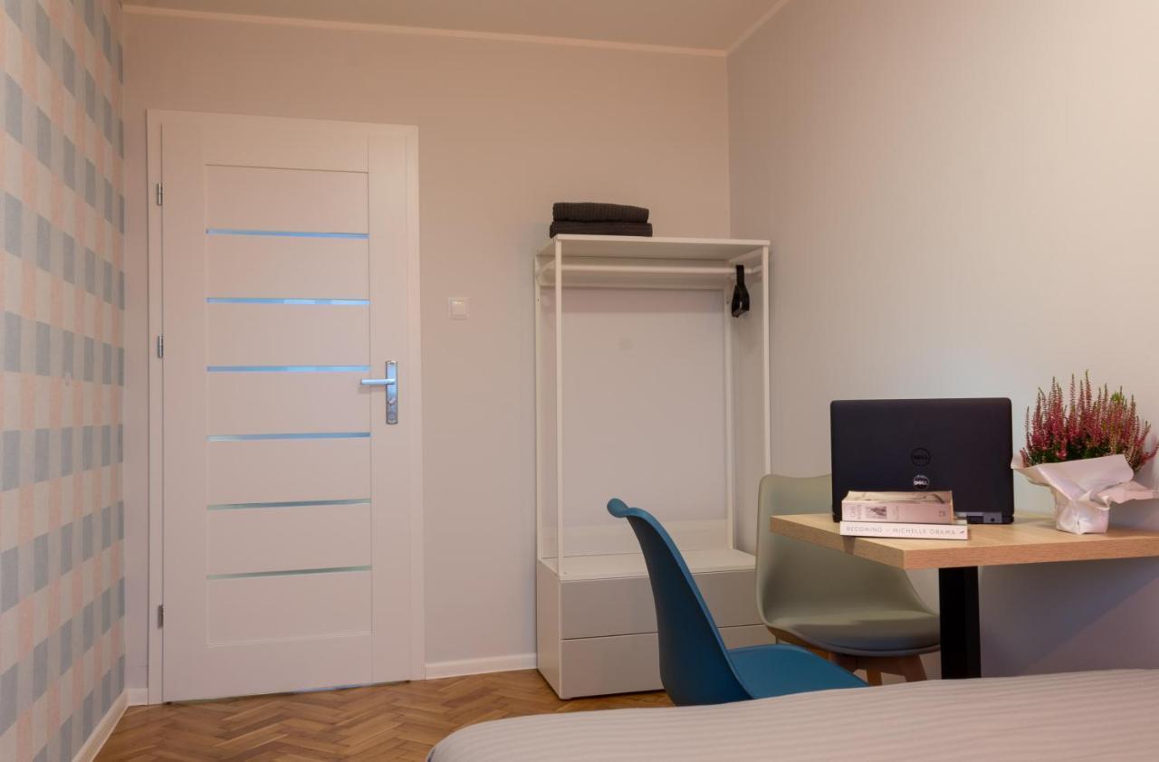 Initium Rooms - Pokoje Na Wynajem - Obroncow Wybrzeza 4D غدانسك المظهر الخارجي الصورة